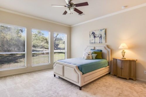 150 Abbott Dr, Austin TX 78737-4536 exterior