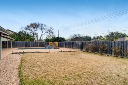 13217 Briar Holw Dr, Austin TX 78729-3655 exterior