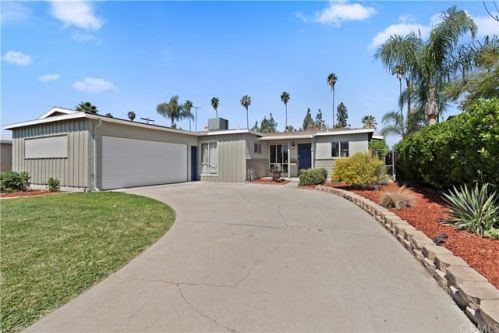 13 Hastings St, Redlands, CA 92373-5008