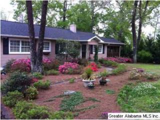 1601 Alford Ave, Birmingham, AL 35226-3204