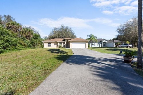 4085 24th Ave, Naples, FL 34120-8928