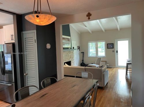 70 101st St, Miami FL  33138-2319 exterior