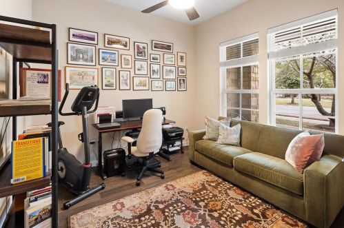 4108 Berkman Dr, Austin TX  78723-4546 exterior