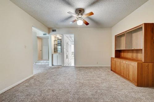 6303 5 Acre Wood St, Austin TX 78746-7125 exterior