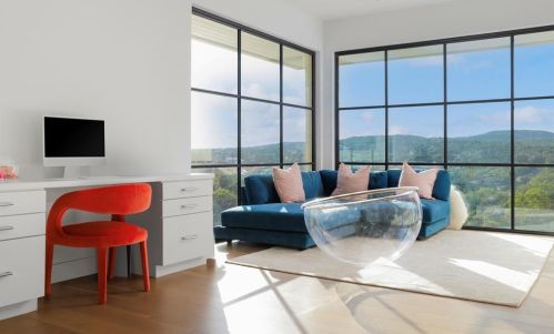 4402 Aqua Verde Dr, Austin TX 78746-1042 exterior