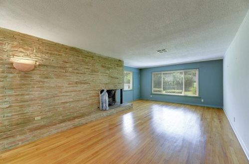 4801 Fairview Dr, Austin TX  78731-5316 exterior