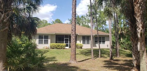 3320 8th Ave, Naples, FL 34120-4964