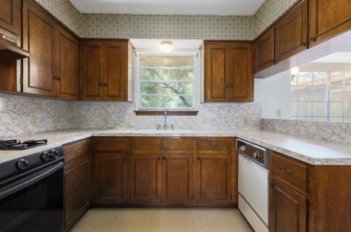 4609 Arapahoe Trl, Austin TX 78745-1510 exterior