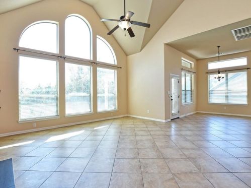 1313 Cassiopeia Way, Austin TX  78732-2429 exterior