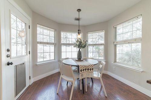 6868 Auckland Dr, Austin TX 78749-4139 exterior