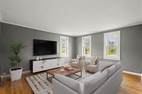 335 Hl St, Chenequa WI 53029-1906 exterior