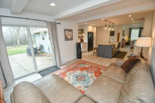 514 Buckingham Way, Chenequa WI 53029-2544 exterior