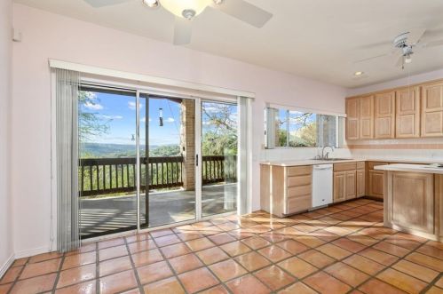 6611 Candle Rdg Cv, Austin TX 78731-2859 exterior