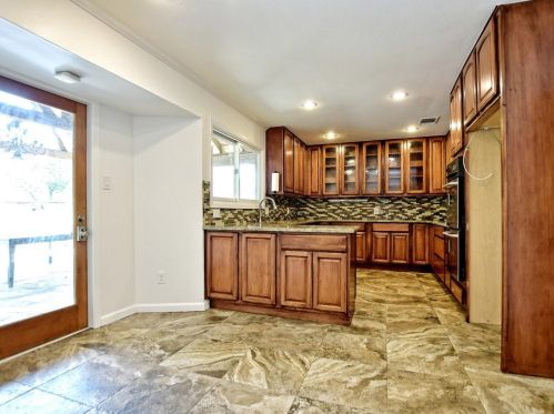 4605 Cliffstone Cv, Austin TX exterior