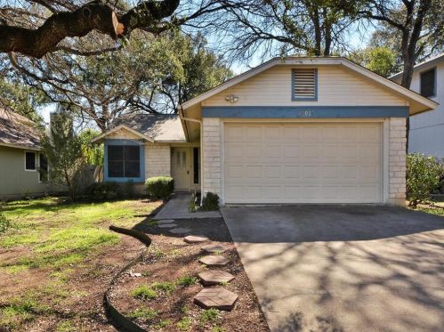 7403 Dallas Dr, Austin TX  78729-7766 exterior