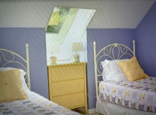 23 Heath Knob, Mashpee MA  02649-4601 exterior