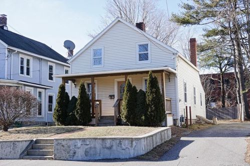 47 Prospect St, Torrington, CT 06790-6329