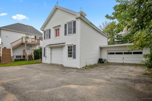 8 Cushing St, Mere Point, ME 04011-1801