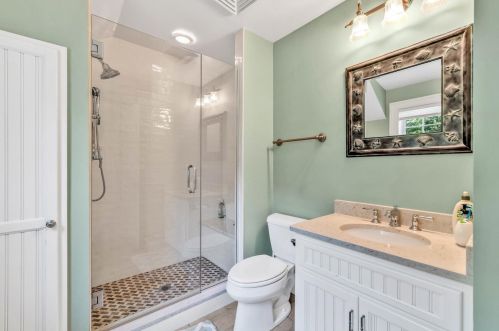 11 Teal Cir, Mashpee MA 02649-3676 exterior