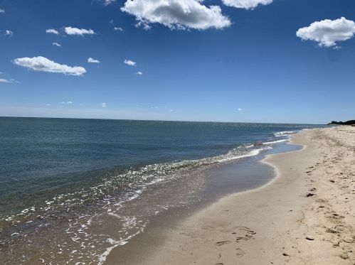 9 Spoondrift Cir, Mashpee MA 02649-5031 exterior