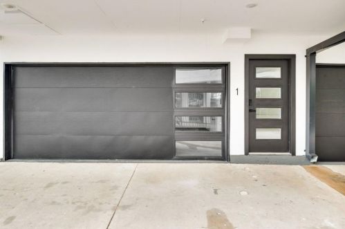 2006 Fitzhugh Ave, Dallas TX  75204-4694 exterior