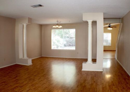 12611 Dringenberg Dr, Austin, TX 78729-7784