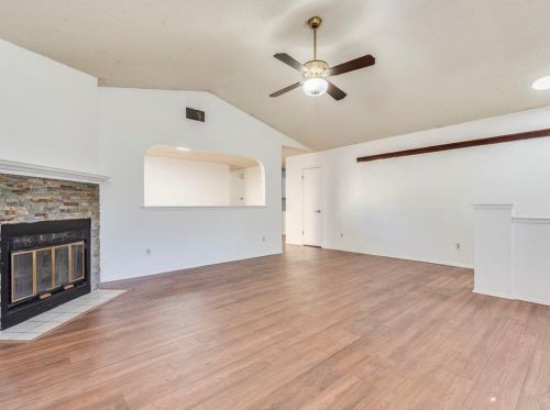 8514 Birmingham Dr, Austin TX  78748-6435 exterior