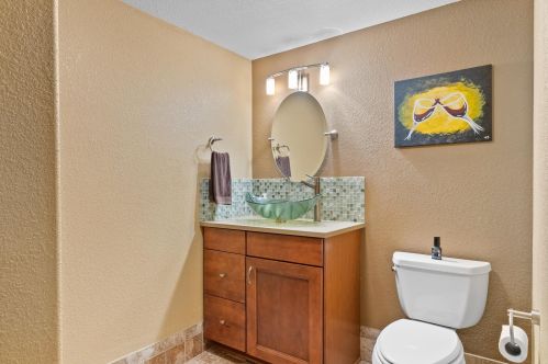 108 Long Mdw Dr, Chenequa WI 53029-2904 exterior