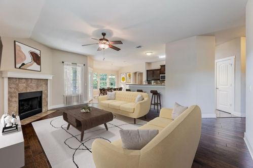 6928 Bay City Bnd, Austin TX 78725-2938 exterior