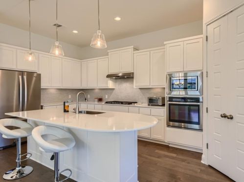 12509 Cardinal Flower Dr, Austin TX 78739 exterior