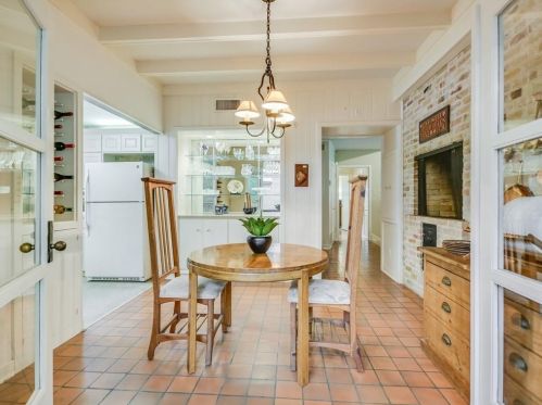 2209 Bowman Ave, Austin TX 78703-2309 exterior