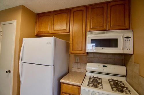 6003 Avery Island Ave, Austin TX  78727-6954 exterior