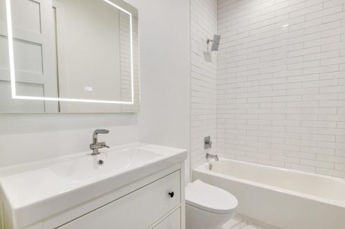 2006 Fitzhugh Ave, Dallas TX  75204-4694 exterior