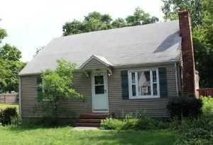 164 Nausauket Rd, Warwick, RI 02886-7438