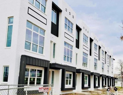 13325 Bee St, Dallas TX  75234-6117 exterior