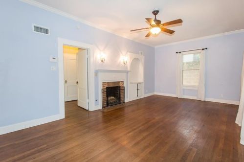 2903 Beanna St, Austin TX  78705-3207 exterior