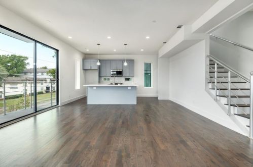 2006 Fitzhugh Ave, Dallas TX  75204-4694 exterior