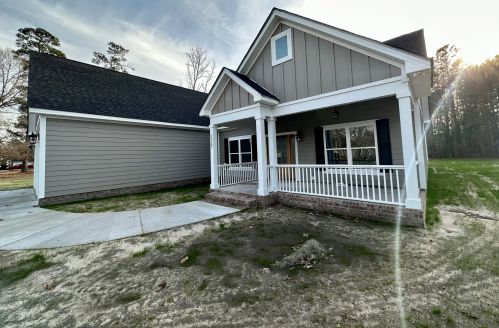 125 Woodlake Dr, Foreston, SC 29102-4479