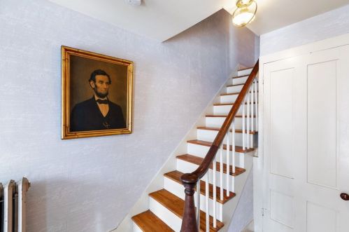 10 Singletary Ave, Sutton MA 01590-1842 exterior