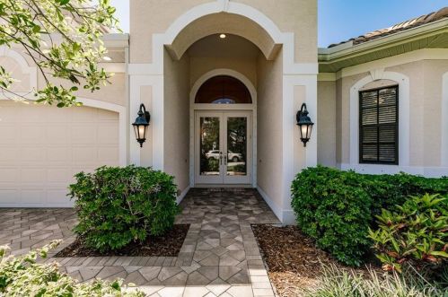 10723 Fieldfair Dr, Naples, FL 34119-7968