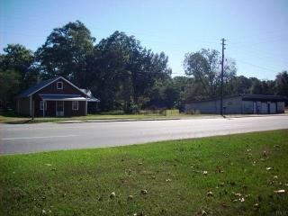 1010 Main St, Atmore, AL 36502-1214