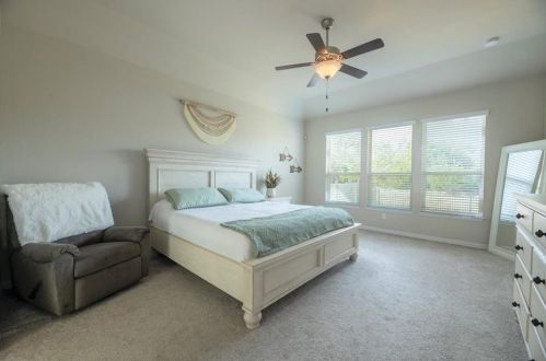 676 Catalina Ln, Austin TX 78737-4715 exterior