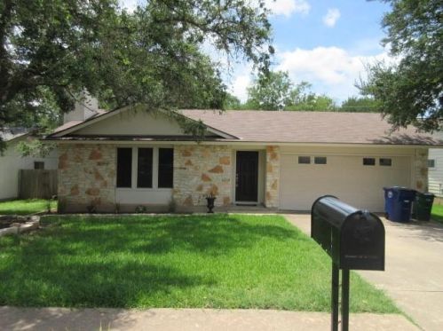 11204 Blackmoor Dr, Austin TX  78759-4424 exterior