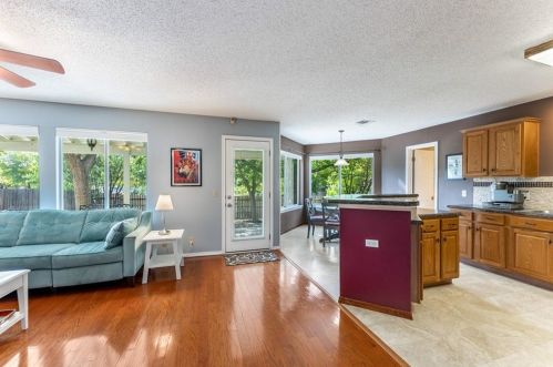 1221 Briargate Dr, Austin TX 78753-2050 exterior