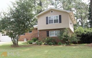 3233 Montgomery Dr, Gainesville, GA 30504-5521