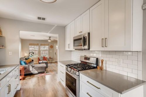 3115 14 St, Austin TX 78702-1618 exterior