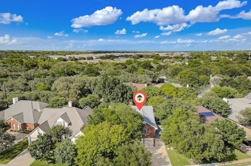 13243 Briar Holw Dr, Austin TX 78729-2855 exterior