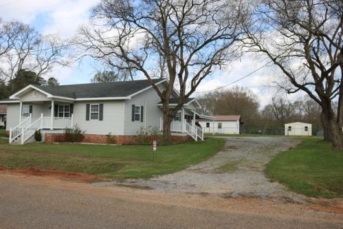 84 Garland Rd, Mckenzie AL  36456-3104 exterior