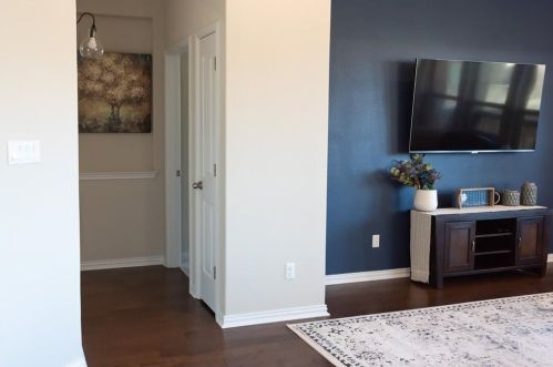 676 Catalina Ln, Austin TX 78737-4715 exterior