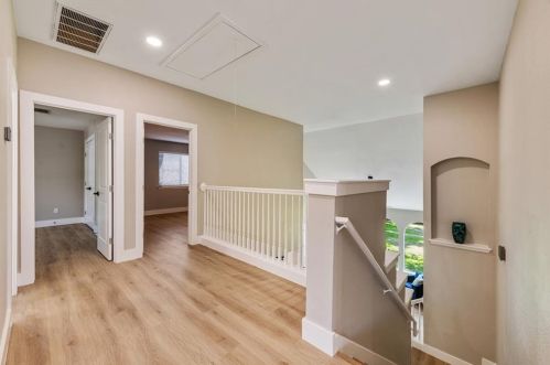 10209 Broomflower Dr, Austin TX 78739-1448 exterior